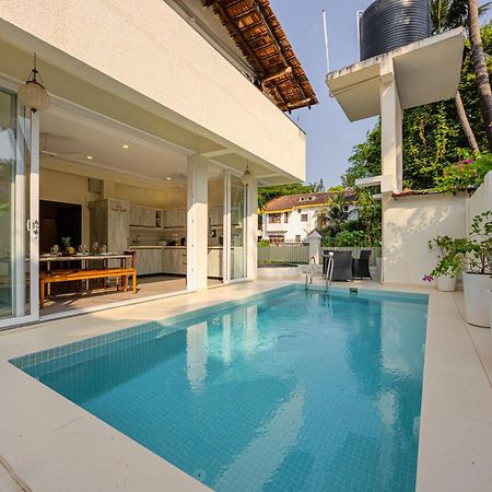 Elivaas 4 Bhk Villa Near Beach With Private Pool & Bar - Casa Boa Vida Candolim Exterior photo