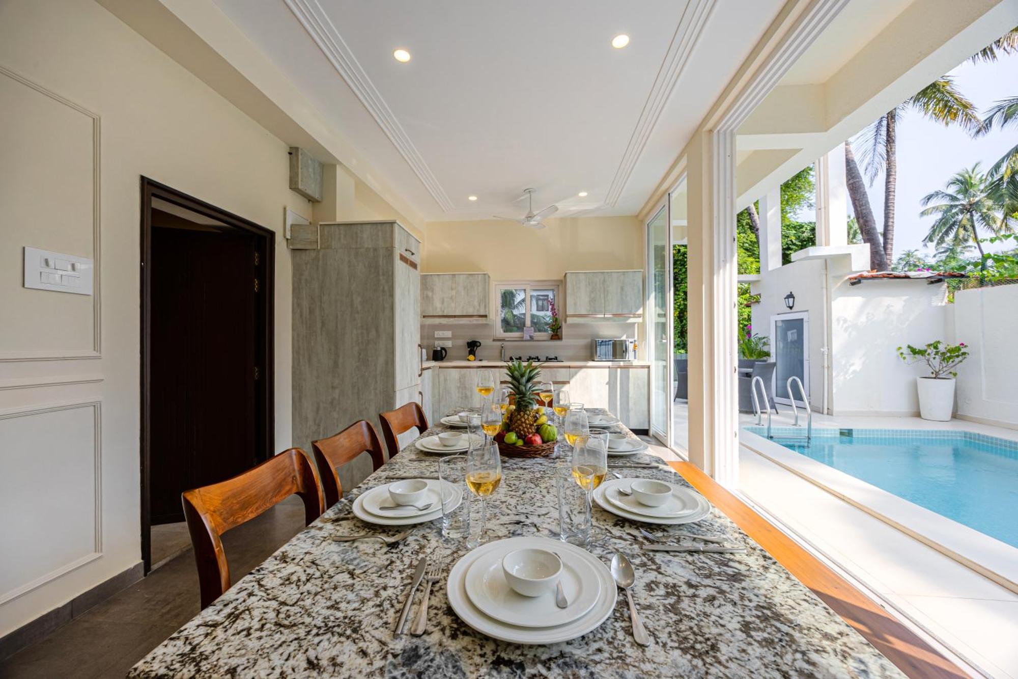 Elivaas 4 Bhk Villa Near Beach With Private Pool & Bar - Casa Boa Vida Candolim Exterior photo