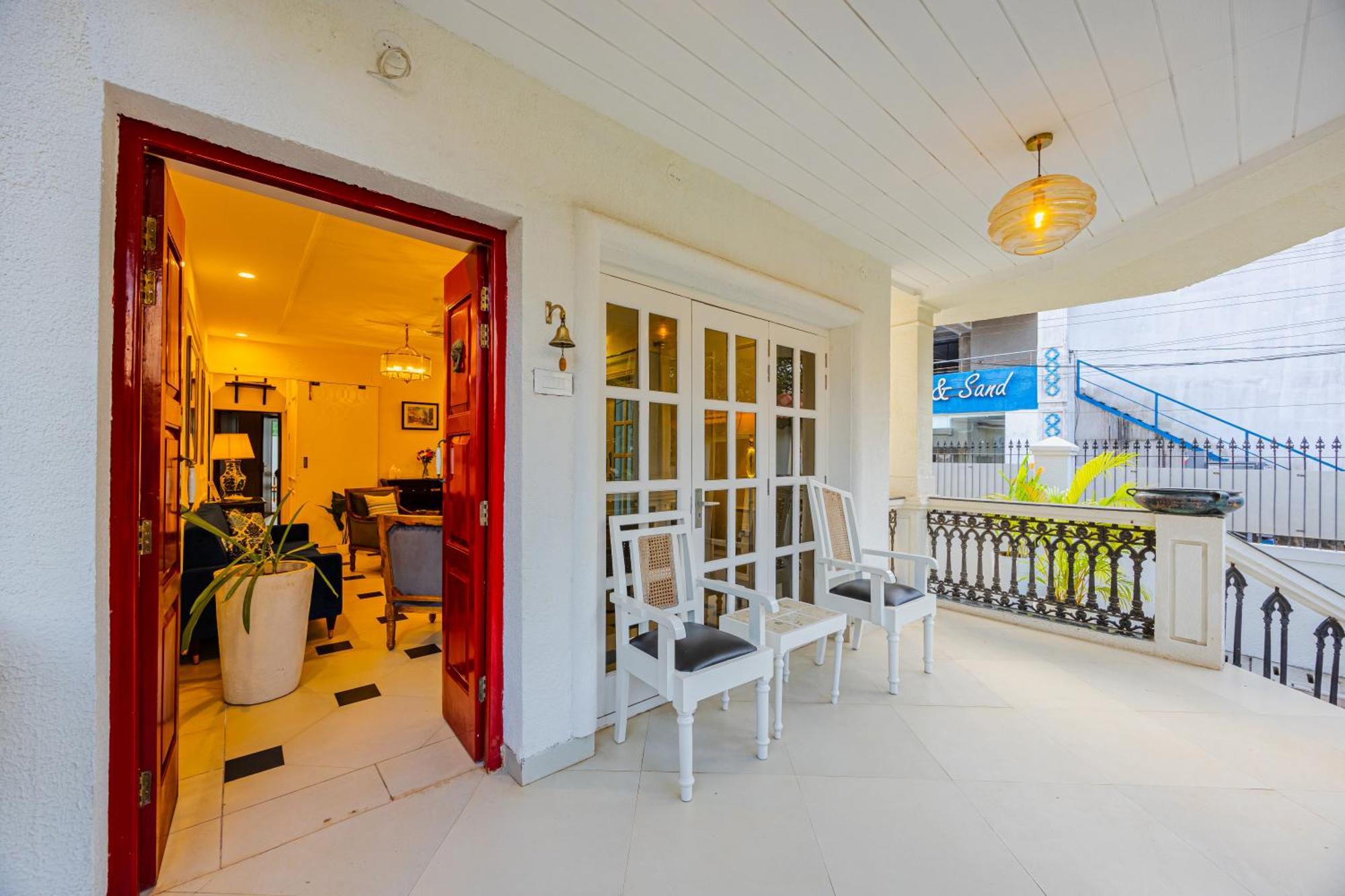 Elivaas 4 Bhk Villa Near Beach With Private Pool & Bar - Casa Boa Vida Candolim Exterior photo