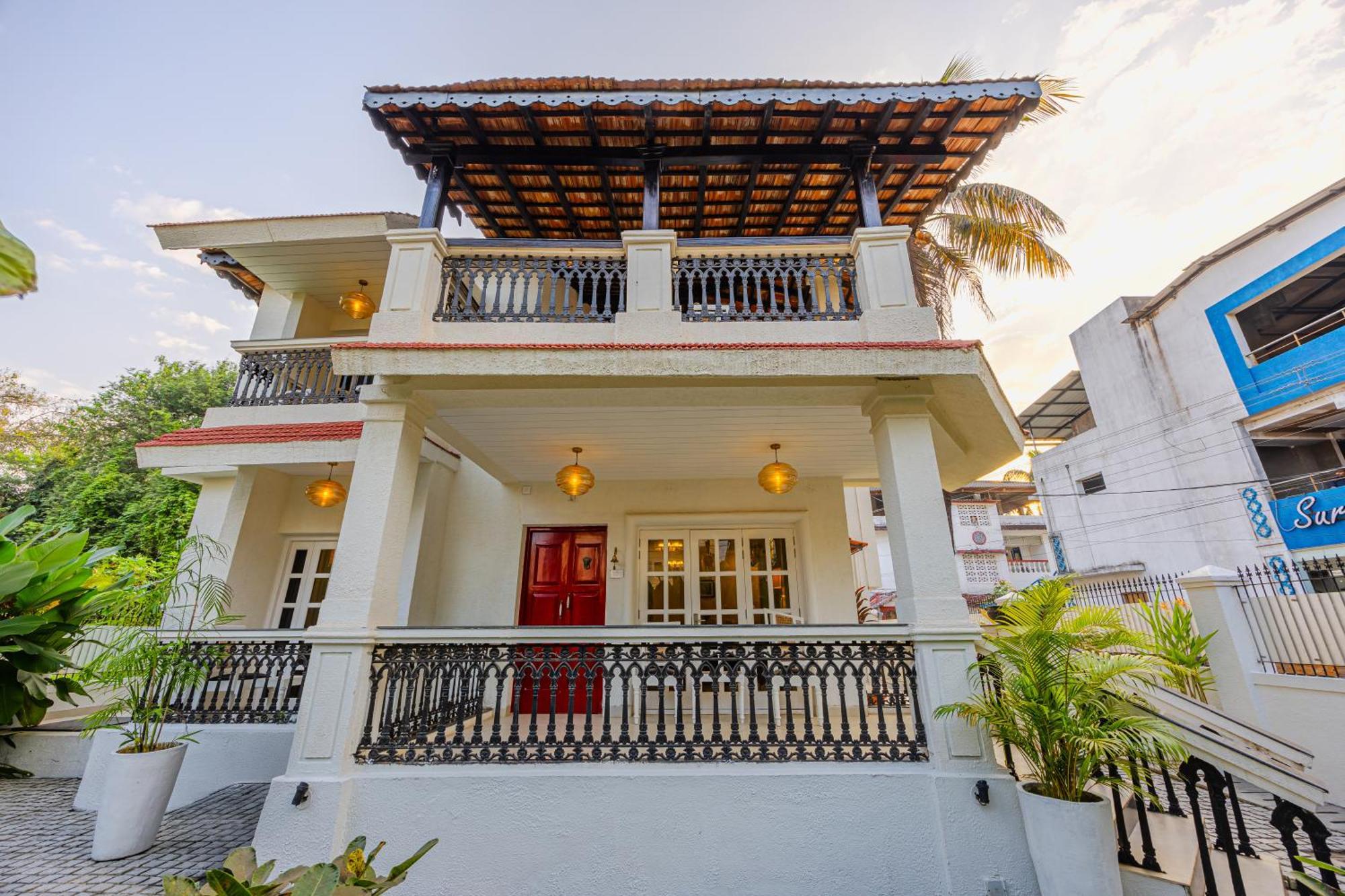 Elivaas 4 Bhk Villa Near Beach With Private Pool & Bar - Casa Boa Vida Candolim Exterior photo
